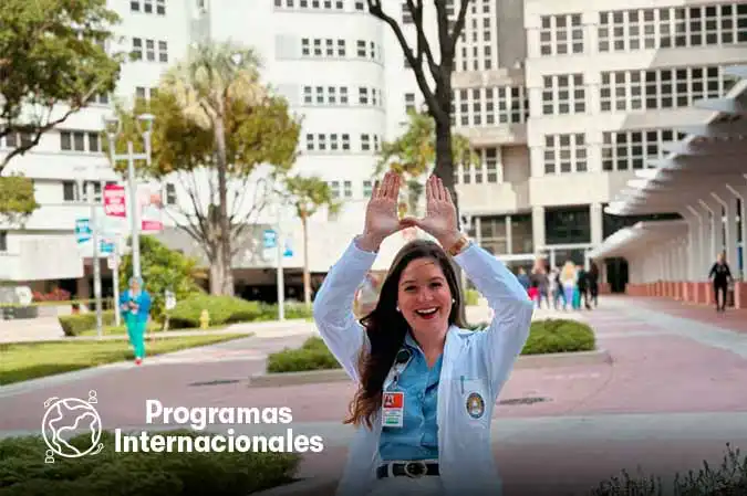 Imagen de programas internacionales de universidad en Costa Rica