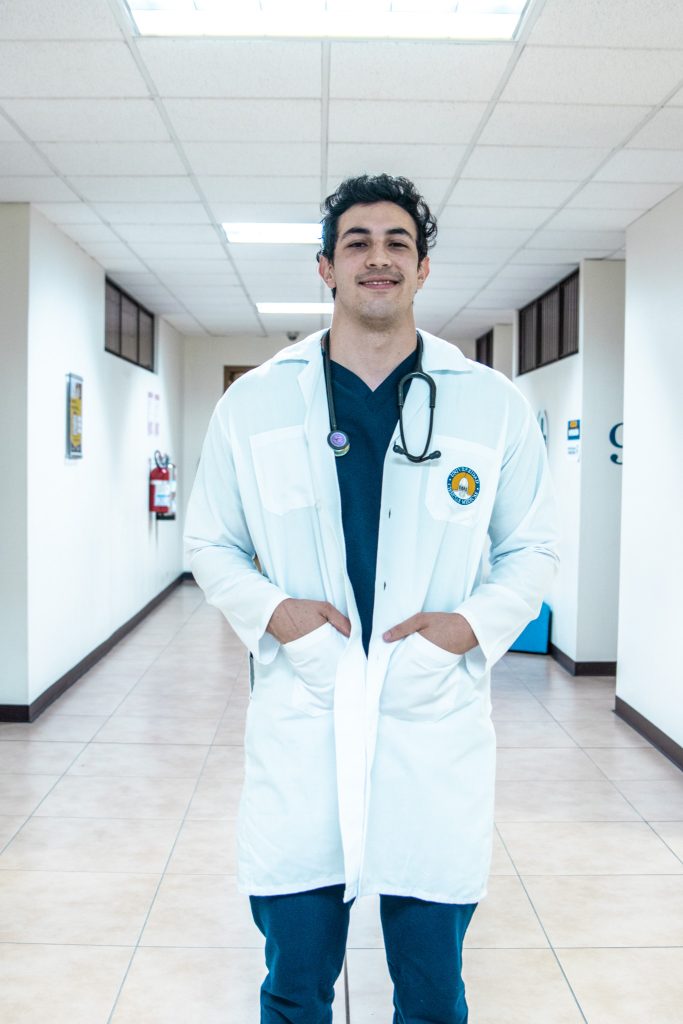 José Daniel Espinach nota UCIMED más alta IFOM 2025