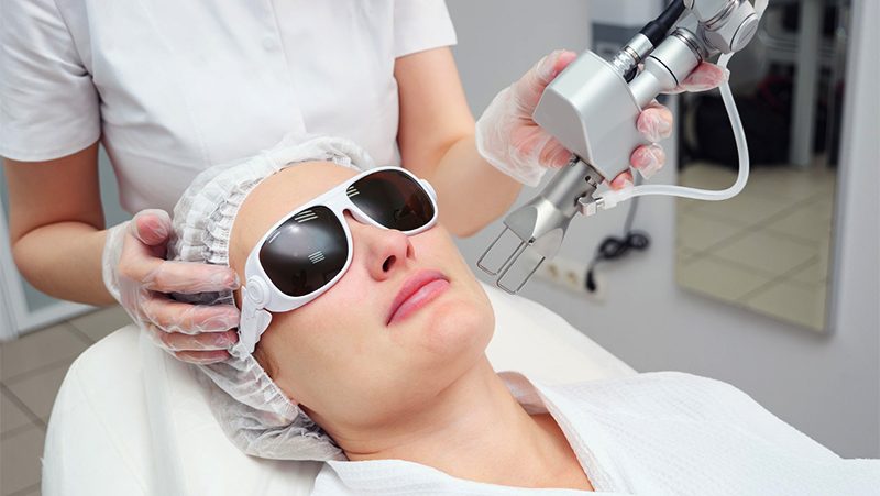 Certificación en Láser Fraccionado y Ablativo . Imagen con fines ilustrativos